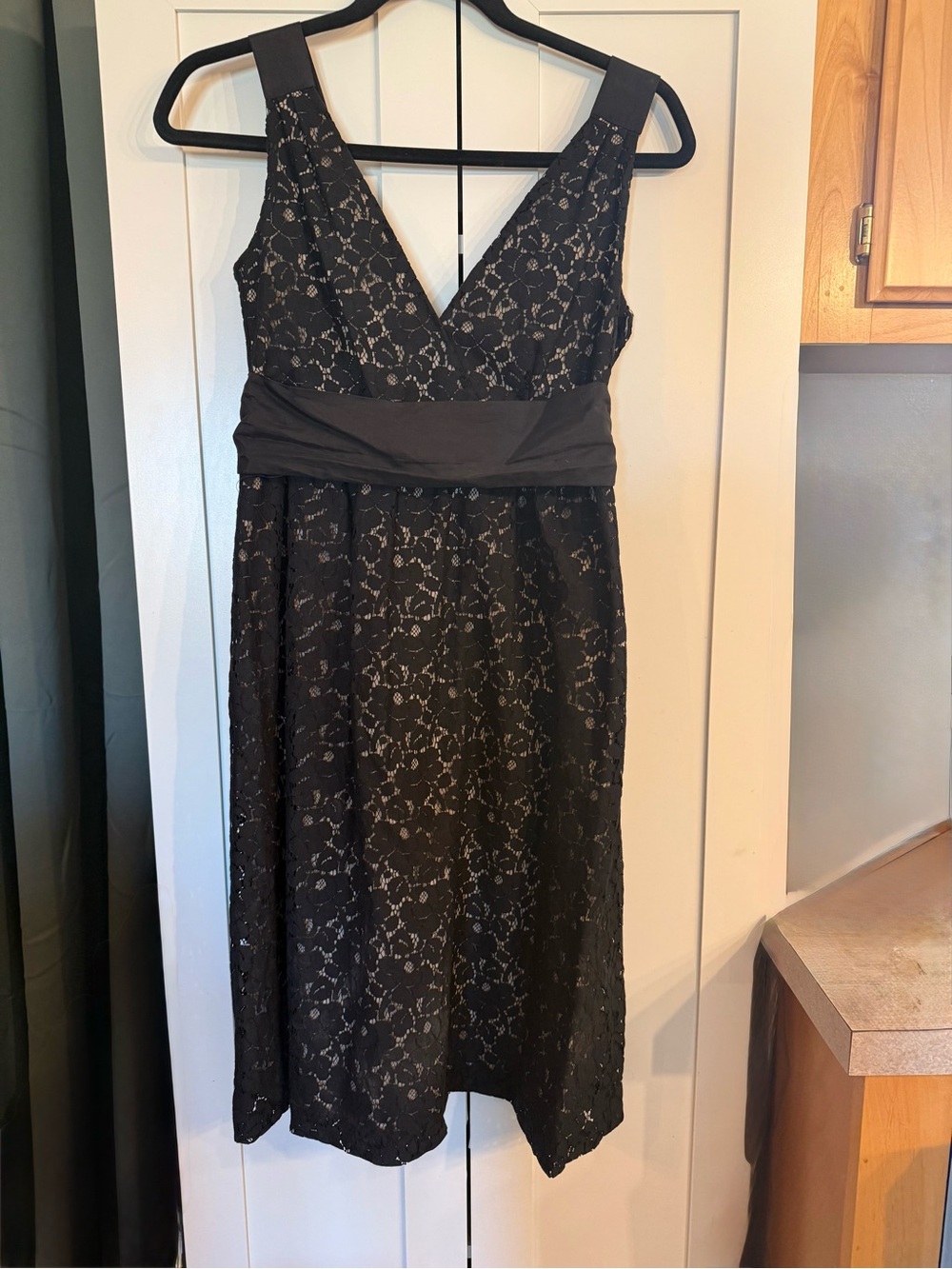Kensie Elegant Black Lace Overlay Dress Size 4 Nude Lined Sash Tie